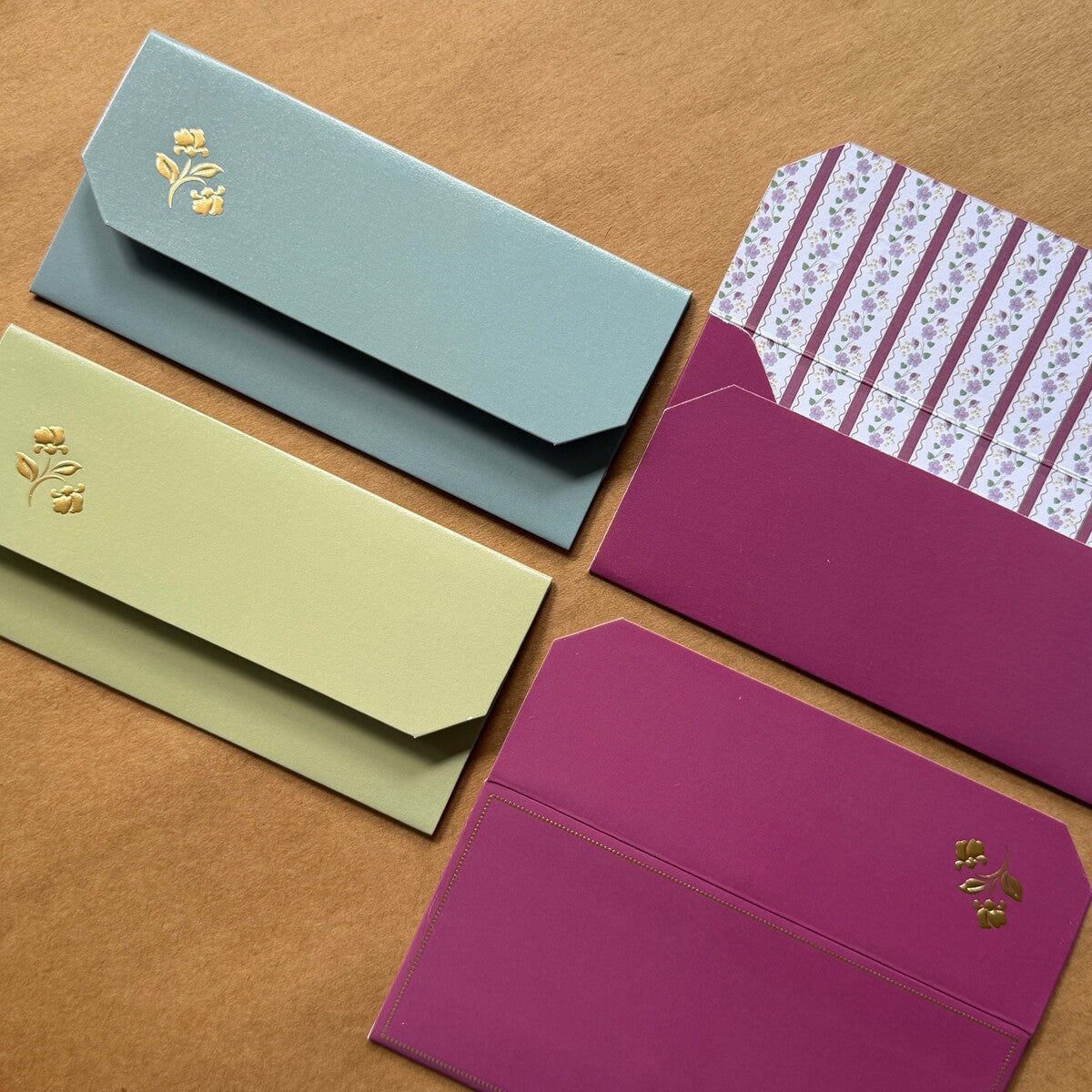 Tricolour Bloom Stationery Set