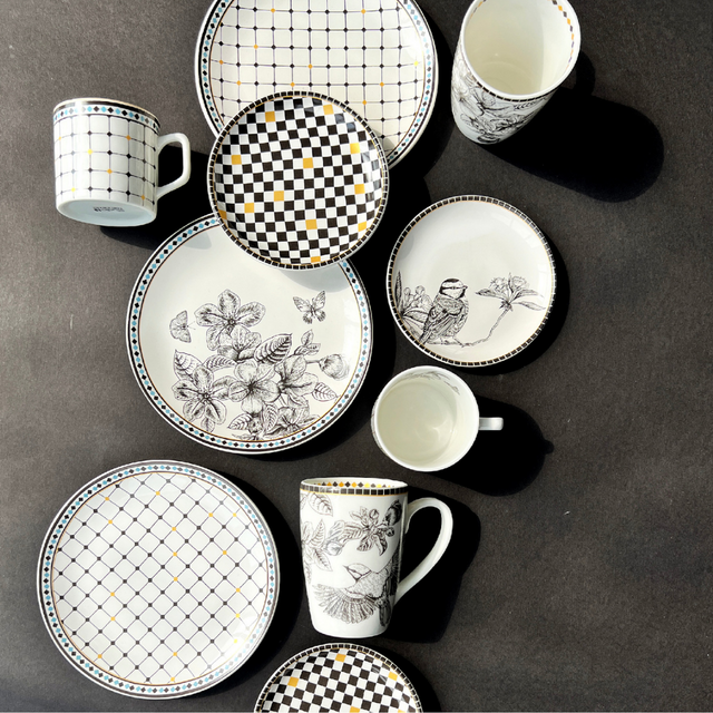 Victoria Tea Mugs - Set of 4