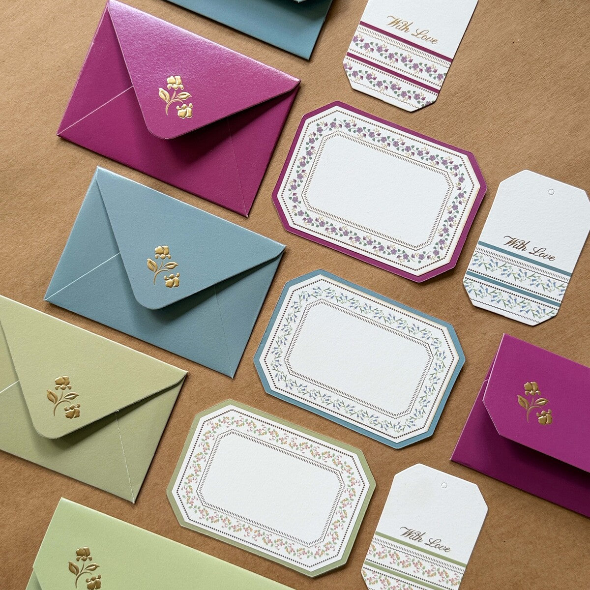 Tricolour Bloom Stationery Set