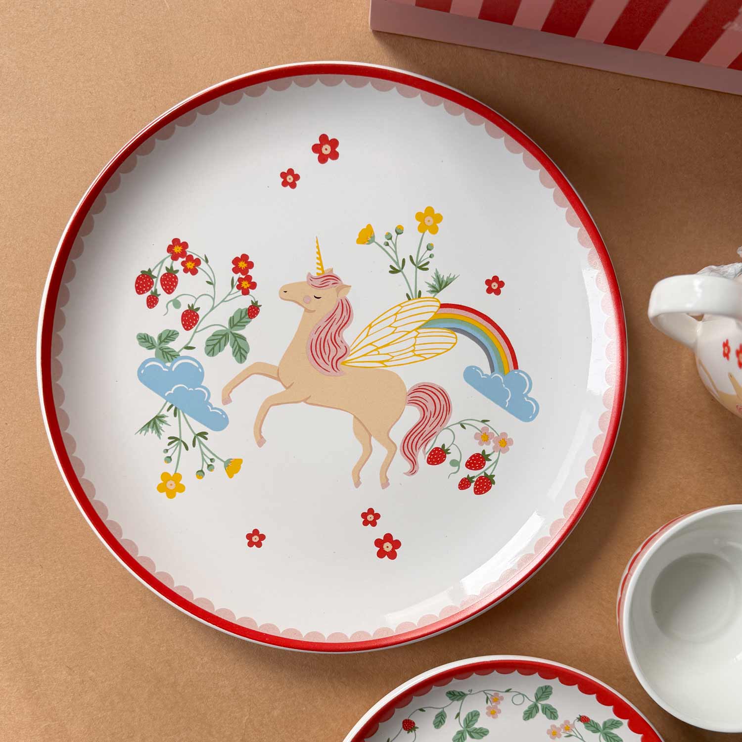 Wonderland Dinner Set
